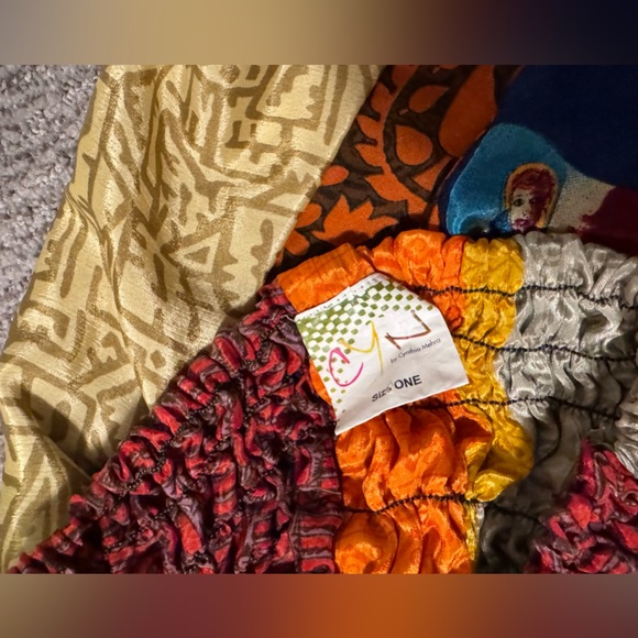 Hippie baggy shorts with elastic waist band - Picture 3 of 3